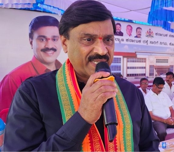 ಕಿಷ್ಕಿಂಧಾ ಅಂಜನಾದ್ರಿಗೆ ಪ್ರಾಮಾಣಿಕವಾಗಿ ಚಿನ್ನಾಭರಣಗಳ ದೇಣಿಗೆ ನೀಡಲಾಗಿದೆ. ಕೆಲವರ ಷಡ್ಯಂತ್ರದಿಂದ ಅಪಪ್ರಚಾರ ನಡೆದಿದೆ:ಗಾಲಿ ಜನಾರ್ದನ ರೆಡ್ಡಿ